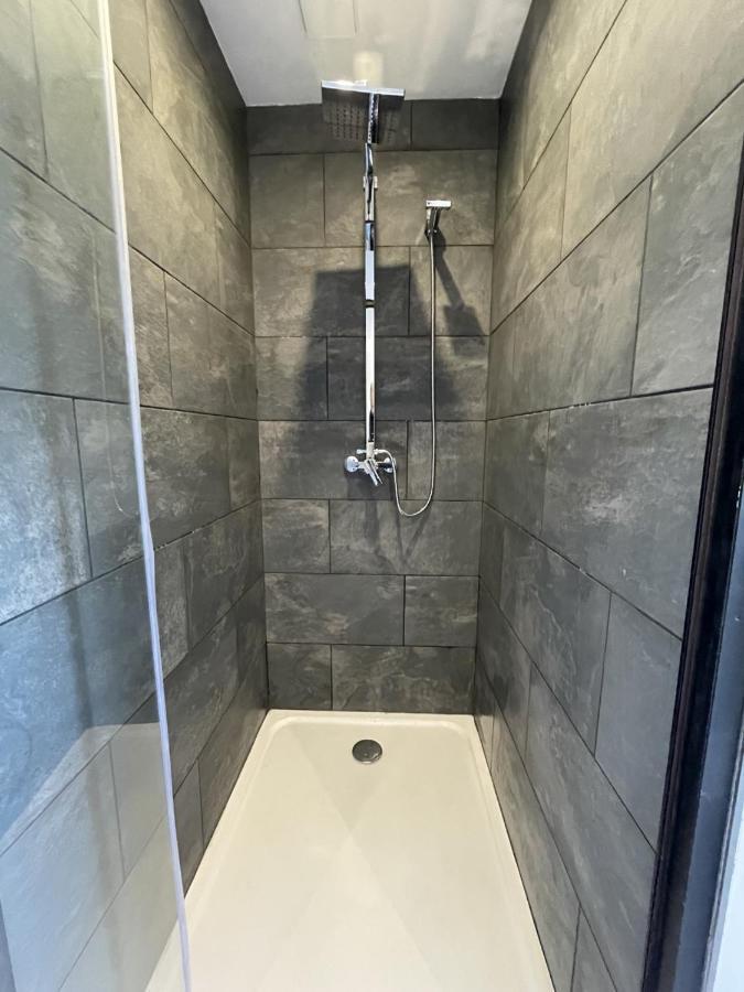 Chaleur Moderne Des Pyrenees Apartment Argeles-Gazost Bagian luar foto